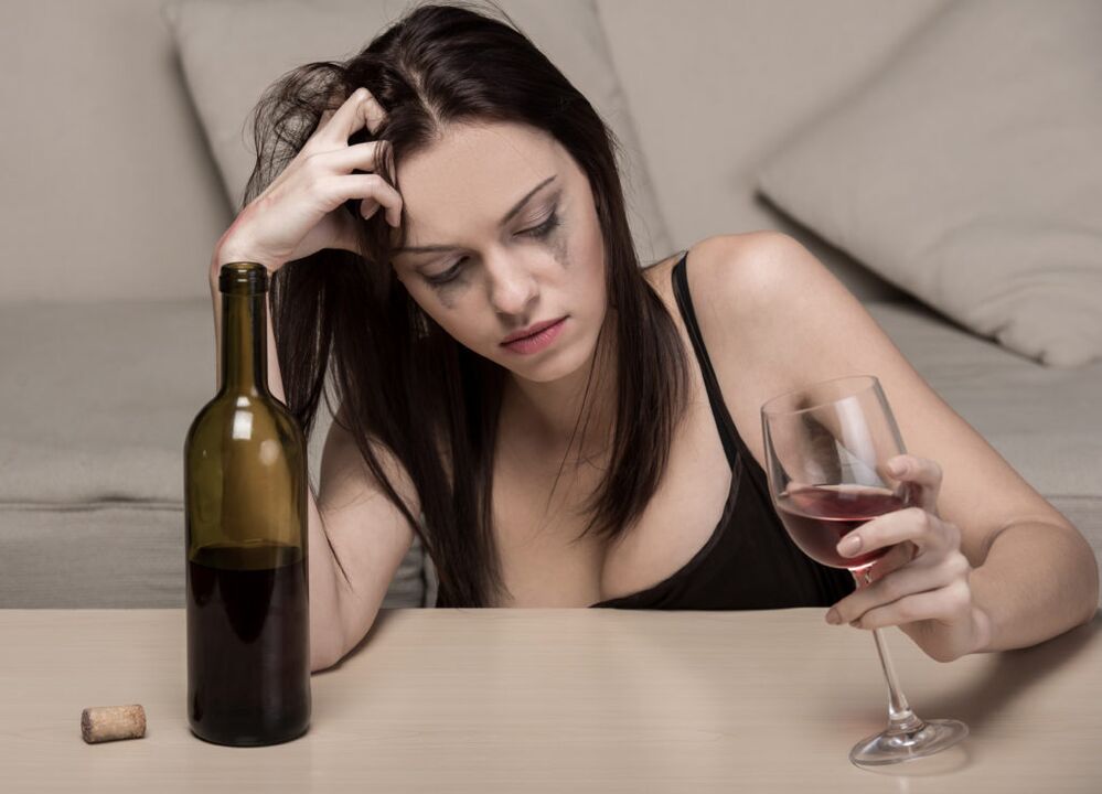 alcolismo femminile come aiutare a smettere di bere