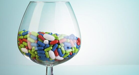 studi sulla compatibilità di antibiotici e alcol